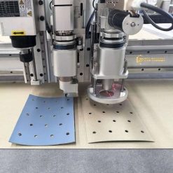 Máy cắt dao rung tự động PT1390 -CCD Cắt da thật chuyên nghiệp