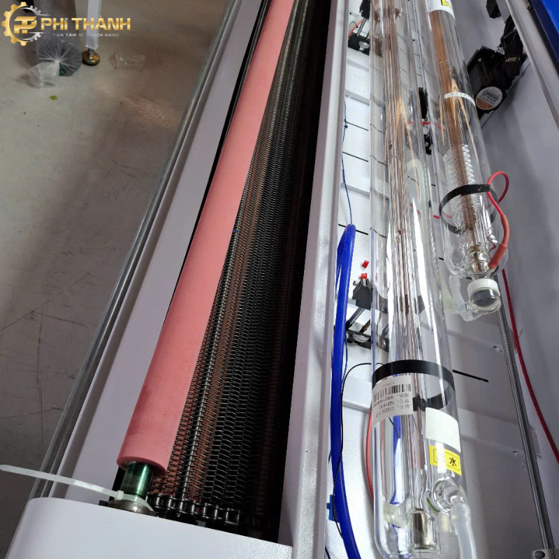 ls 5 bóng laser
