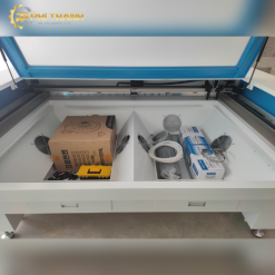 Máy cắt và khắc laser CO2 hau đầu